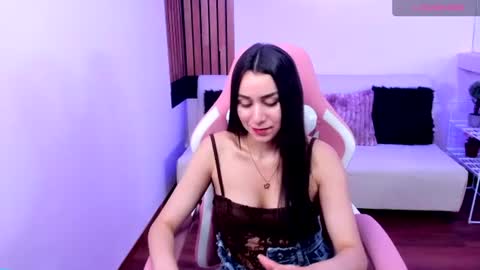 Emma  online show from July 2026 12:32:02 AM