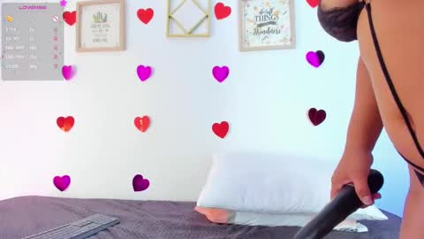 Emma Rogers online show from February 2025 12:40:01 PM