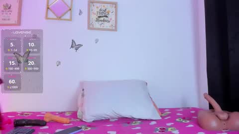 Emma Rogers online show from September 2025 05:14:01 PM