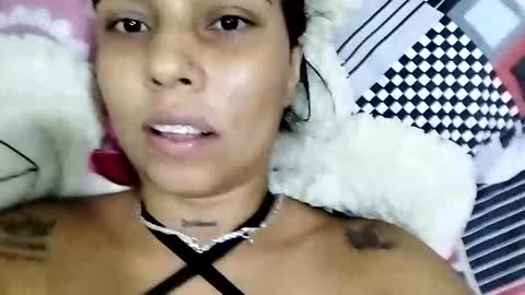 Snapshot of emmasplycer chatting on January 2025 10:19:01 PM EmmaSplycer online show from January 2025 10:19:01 PM