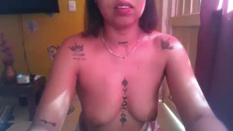 EmmaSplycer online show from April 2026 08:10:01 PM