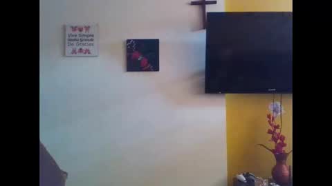 EmmaSplycer online show from May 2026 07:08:01 PM