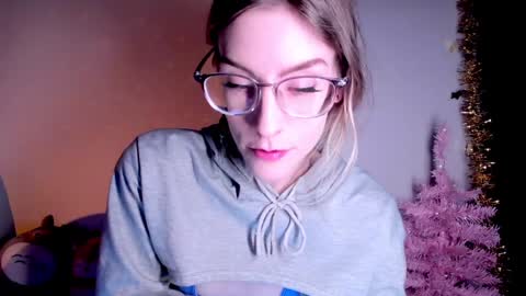 RH-NEGATIVE GREEN-EYED BAELIEN online show from January 2025 06:51:01 PM