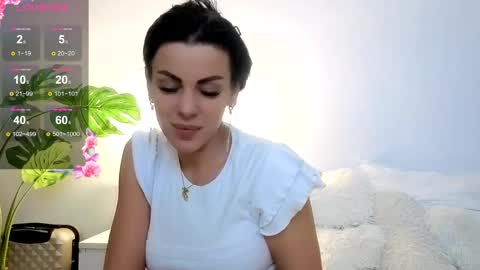 Emma online show from April 2026 08:25:02 PM