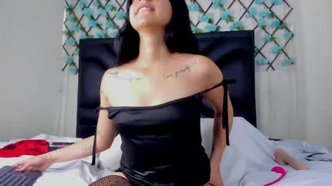  Emma  online show from April 2026 01:31:02 PM