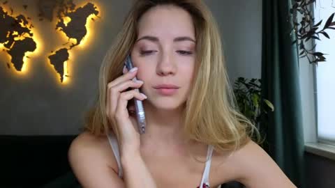 Miss Emmi online show from April 2026 09:36:02 AM