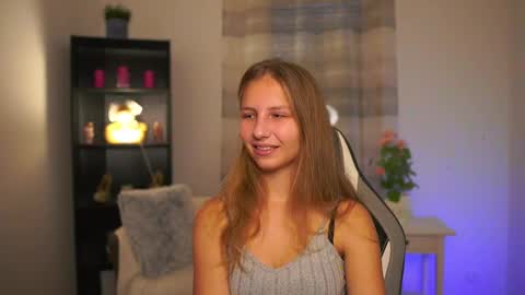 Emmie online show from December 2025 02:35:01 PM