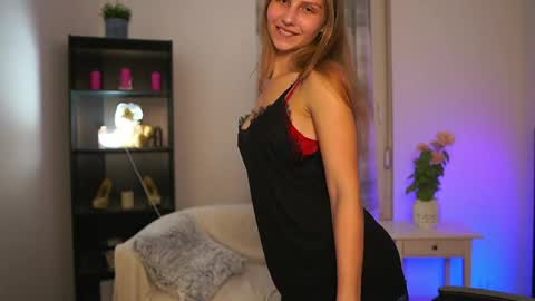 Emmie online show from March 2026 08:08:02 PM