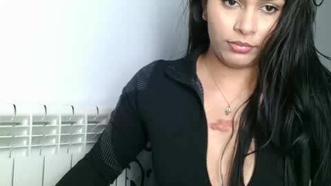 Snapshot of emmie_xxx chatting on January 2025 02:56:02 PM emmie online show from January 2025 02:56:02 PM