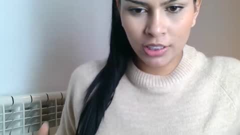 Snapshot of emmie_xxx chatting on February 2025 02:57:02 PM emmie online show from February 2025 02:57:02 PM