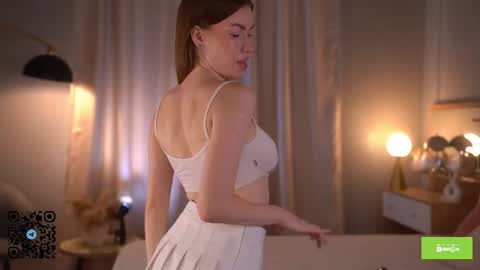 emmiellee online show from July 2026 08:01:02 AM
