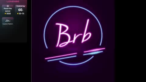 emmily_evans_ online show from January 2025 05:12:02 PM