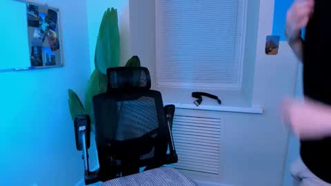 Emmit online show from March 2026 10:20:01 AM