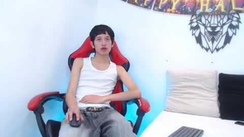 Snapshot of emmo_boy chatting on October 2025 12:47:01 PM SERGIO online show from October 2025 12:47:01 PM