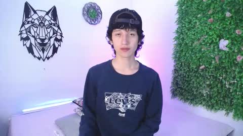 Snapshot of emmo_boy chatting on November 2025 12:31:02 PM SERGIO online show from November 2025 12:31:02 PM