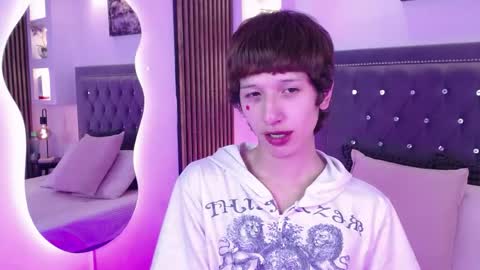 Snapshot of emmo_boy chatting on May 2026 08:48:02 PM SERGIO online show from May 2026 08:48:02 PM