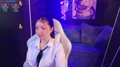 Snapshot of emmy_dreamy_ chatting on July 2026 01:36:01 AM emmy_dreamy_ online show from July 2026 01:36:01 AM