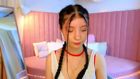 Snapshot of emmy_dreamy_ chatting on July 2026 01:26:01 AM emmy_dreamy_ online show from July 2026 01:26:01 AM