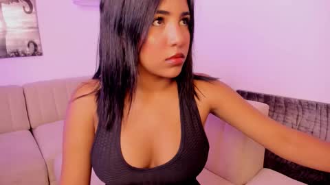 Emmy Heart online show from February 2026 03:38:02 AM