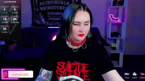 Emmy Bright     50  online show from March 2025 06:32:01 AM