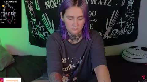 Emmy Bright     50  online show from September 2025 01:53:01 AM