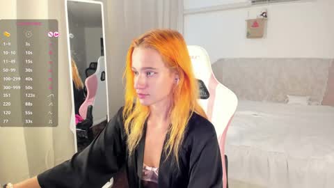 Snapshot of emmyfoxxofficial chatting on May 2026 03:02:01 AM Emmylie online show from May 2026 03:02:01 AM