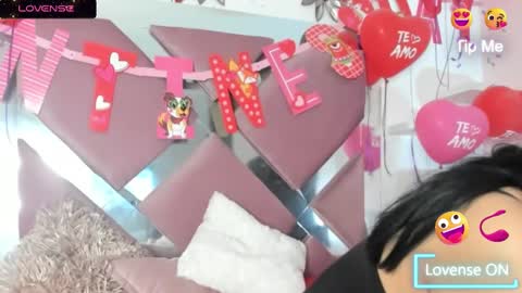 Snapshot of emmymiller1 chatting on February 2025 07:52:02 PM emmymiller1 online show from February 2025 07:52:02 PM