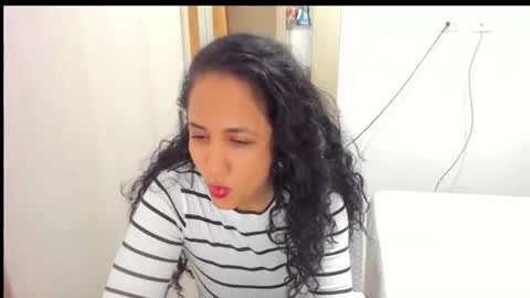 emperatriztapia online show from November 2025 12:10:01 AM