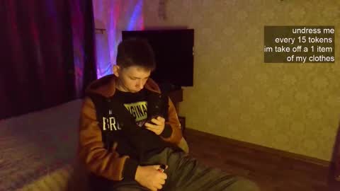 emveeboy96 online show from November 2025 08:41:01 PM