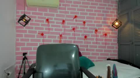 Emy online show from March 2025 09:53:01 PM