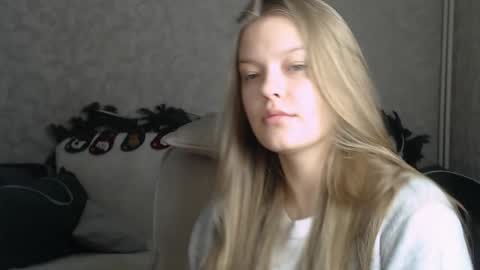 Snapshot of emysway chatting on January 2025 04:30:02 AM EmySway online show from January 2025 04:30:02 AM