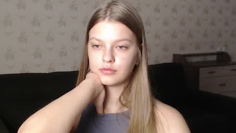 Snapshot of emysway chatting on February 2025 06:01:02 PM EmySway online show from February 2025 06:01:02 PM