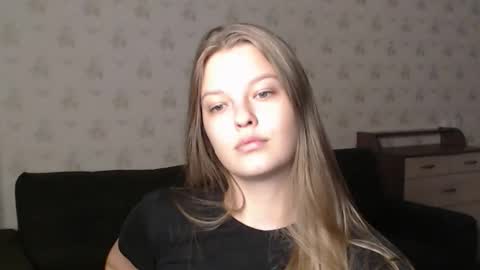 Snapshot of emysway chatting on October 2025 11:52:02 AM EmySway online show from October 2025 11:52:02 AM