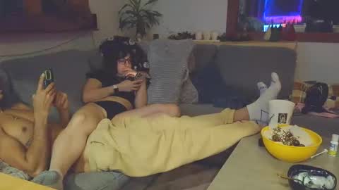 emyxxl online show from January 2026 03:01:01 AM