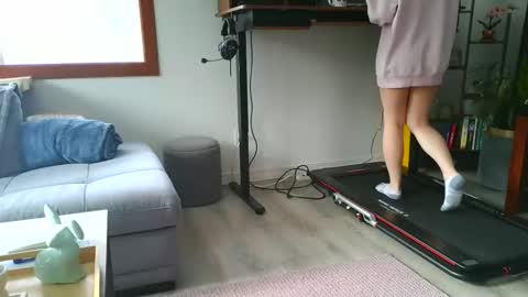 emyxxl online show from March 2026 02:45:01 PM