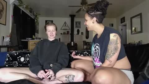 Snapshot of enby_dykes chatting on January 2025 04:08:02 AM Cedar redhead and River brunette online show from January 2025 04:08:02 AM