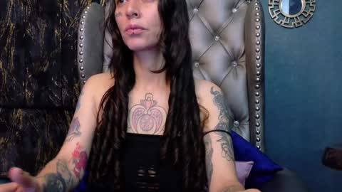 EnchantressQueen online show from May 2026 12:23:02 PM