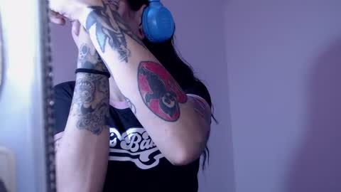 EnchantressQueen online show from July 2026 10:41:02 PM