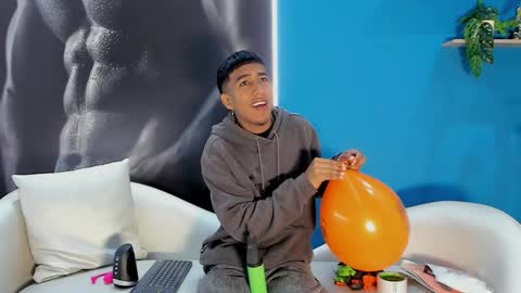 Ender online show from October 2025 01:43:02 PM