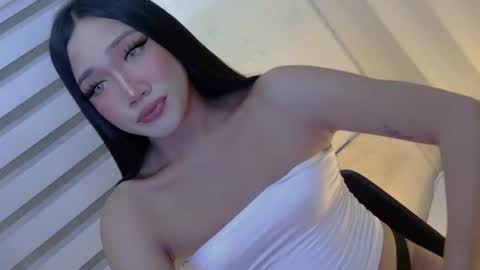 Snapshot of endless_lover22 chatting on December 2025 11:41:02 AM sahara love online show from December 2025 11:41:02 AM