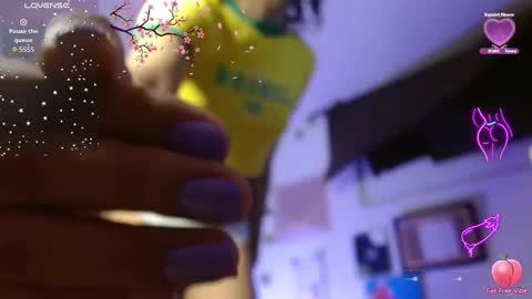 engel20042001 online show from November 2025 08:36:02 PM