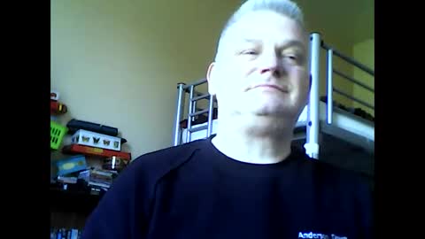 Snapshot of englishguysurrey chatting on April 2026 08:20:02 AM englishguysurrey online show from April 2026 08:20:02 AM