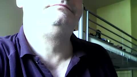 Snapshot of englishguysurrey chatting on July 2026 06:20:01 AM englishguysurrey online show from July 2026 06:20:01 AM