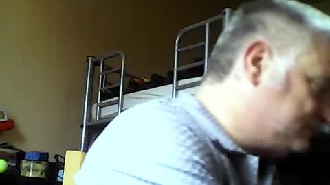Snapshot of englishguysurrey chatting on August 2026 06:05:02 AM englishguysurrey online show from August 2026 06:05:02 AM