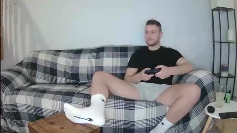 Englishladxxx online show from April 2026 08:33:01 PM