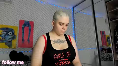 enigmastella online show from December 2025 11:37:01 AM