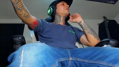 enjoymycock99 online show from March 2025 09:40:02 PM