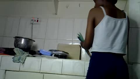 enkarxx online show from April 2026 08:11:01 PM