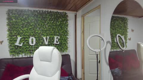 Enma clark online show from January 2025 07:13:02 PM