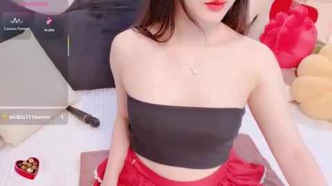 Enmilia online show from February 2026 04:40:02 AM